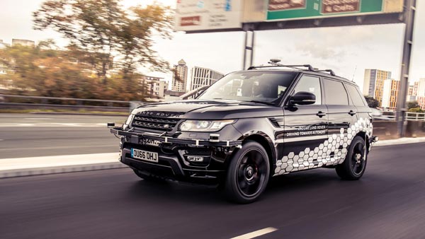 வாடகை கார் ஓட்டுனர்களின் வயிற்றில் பால் வார்த்த அமைச்சர் நிதின் கட்காரி!