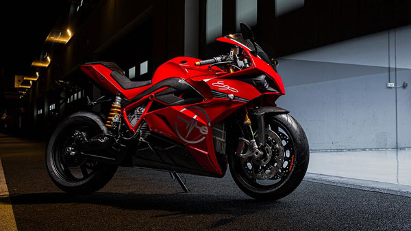 இந்தியர்களின் கைகளுக்கு சவால் கொடுக்க வரும் இத்தாலி எலெக்ட்ரிக் சூப்பர் பைக்குகள்!