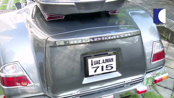 சும்மா கத விடாதீங்க பாஸ்.. இந்த பைக் விலை 62 லட்சமா..? லக்சூரி க்ரூஸர் இறக்குமதி செய்யப்பட்ட கதை!