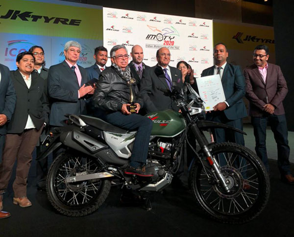 இந்தியன் மோட்டார்சைக்கிள் ஆப் தி இயர் 2020 விருதை வென்ற ஹீரோ எக்ஸ்பல்ஸ்...