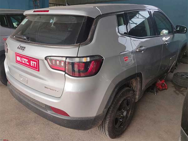 ஜீப் காம்பஸின் பெட்ரோல் வேரியண்ட் பிஎஸ்6 தரத்தில் சோதனை ஓட்டம்...