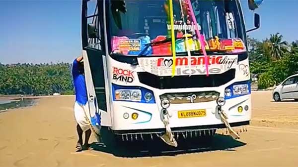 டிக் டாக் மோகத்தால் நடந்த விபரீதம்.. வேலையையிழந்து பரிதவிக்கும் ஓட்டுநர்...