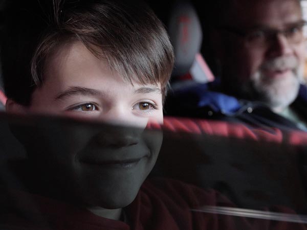 இதுதான் உண்மையான கிறிஸ்துமஸ் பரிசு... தந்தை, மகனுக்கு நள்ளிரவில் கிடைத்த ஆச்சரியம்... என்ன தெரியுமா?