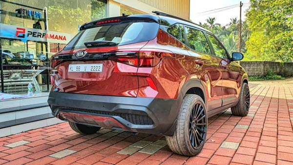 பளபளக்கும் கியா செல்டோஸ்... புத்தம் புதிய நிறத்திற்கு மாற்றியமைத்துள்ள வாடிக்கையாளர்