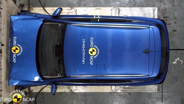 சாதாரணமானவர்களுக்கும் விஐபி-களுக்கு இணையான பாதுகாப்பு... எம்ஜி இசட்எஸ் மின்சார காரின் பாதுகாப்பு திறன் வெளியீடு...!