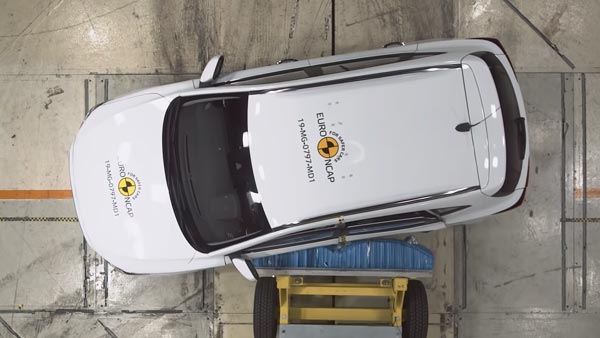 ஹூண்டாய் கோனா எலெக்ட்ரிக் காருக்கும் எம்ஜி இசட்எஸ் காருக்கும் இந்த விஷயத்திலும் கடும் போட்டி!