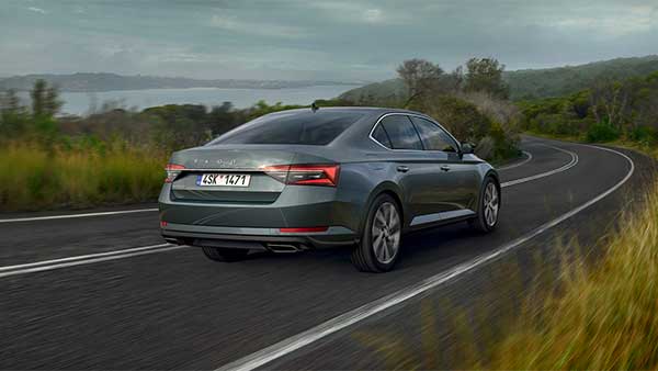 2020 ஸ்கோடா சூப்பர்ப் பிஎஸ்6 ஃபேஸ்லிஃப்ட்டின் இந்திய அறிமுகம் குறித்த தகவல் வெளியானது...