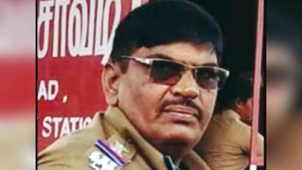 தீக்குளிக்க முயன்ற ஆட்டோ ஓட்டுநர்... எஸ்ஐ-க்கு போலீஸ் சுப்பிரண்டு வச்ச ஆப்பு... என்ன தெரியுமா...?