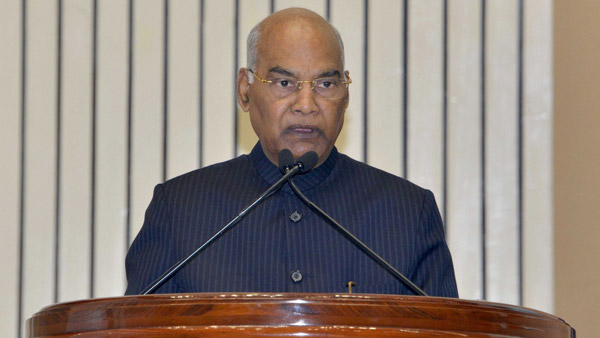 ஜனாதிபதி வந்த நேரத்தில் பழுதாகி நின்ற லாரி... போலீஸ் செய்த காரியம் தெரிந்தால் அசந்து போயிருவீங்க...