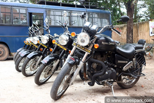 சபரிமலை செல்வோருக்கு ராயல் எண்ட்பீல்டு பைக்... ஒருநாள் வாடகை எவ்வளவு தெரியுமா? சபரிமலை செல்வோருக்கு ராயல் எண்ட்பீல்டு பைக்... ஒருநாள் வாடகை எவ்வளவு தெரியுமா?