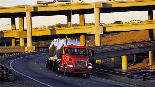 இனி சாலையிலும் ரயில்கள் பறக்கும்... ஆனால், இது வேற மாதிரியான ரயில்கள்... மத்திய அரசு புதிய திட்டம்..!