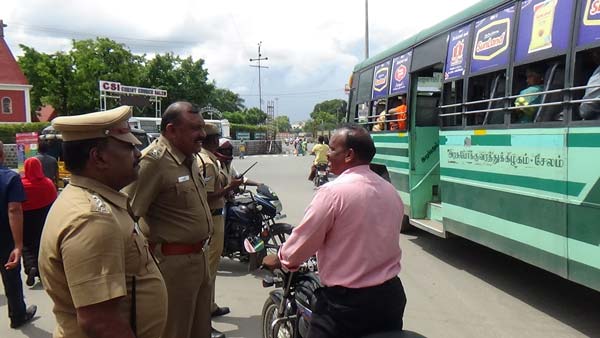 கோடி ரூபாய் கொடுத்தாலும் இவர்களால் இந்த சாலையில் மட்டும் நுழையவே முடியாது... ஏன் தெரியுமா?