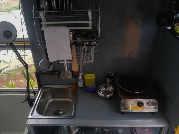 சகல வசதிகள் கொண்ட அடுக்குமாடி சொகுசு வீடாக மாறிய பஜாஜ் ஆட்டோ... தமிழக இளைஞரின் அசத்தலான ஒர்கவுட்..!