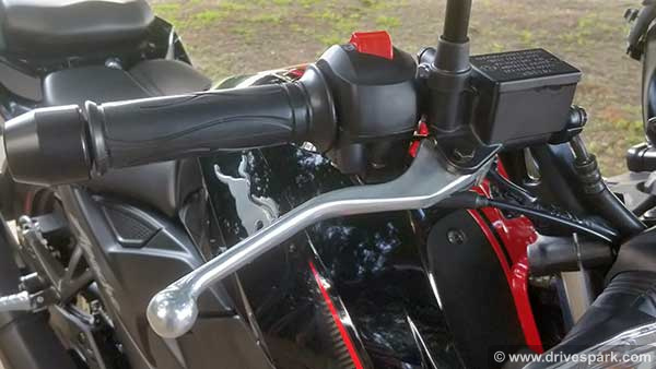 எப்படி இருக்கிறது டிவிஎஸ் அப்பாச்சி ஆர்டிஆர் 200 4வி பிஎஸ்-6? ஃபர்ஸ்ட் ரைடு ரிவியூ!!