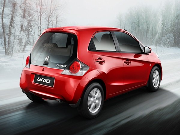 காரை தலையில் கட்ட டீலர்கள் சொல்லும் வழக்கமான பொய்கள்!