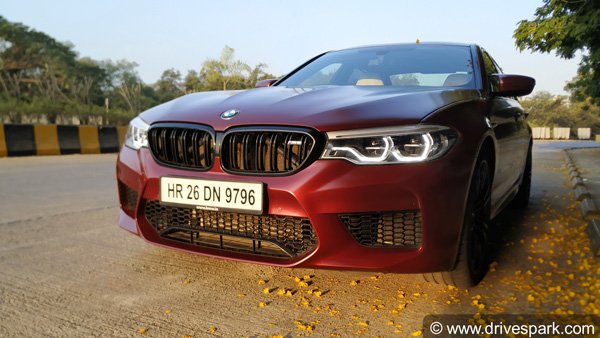 தந்தை பரிசளித்த விலை உயர்ந்த BMW காரை ஆற்றில் தள்ளிய மகன்... ஏன் என தெரிந்தால் அதிர்ந்து விடுவீர்கள் தந்தை பரிசளித்த விலை உயர்ந்த BMW காரை ஆற்றில் தள்ளிய மகன்... ஏன் என தெரிந்தால் அதிர்ந்து விடுவீர்கள்