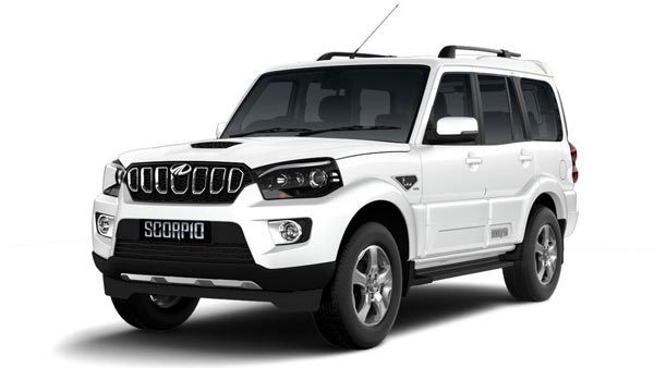 டிவைடரில் மோதி காற்றில் பறந்த மஹிந்திரா ஸ்கார்பியோ... அதிரவைக்கும் சிசிடிவி காட்சி..!