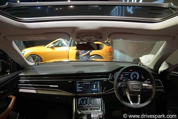 ஆடி க்யூ8 எஸ்யூவி இந்தியாவில் விற்பனைக்கு அறிமுகம்... முழு விபரம்