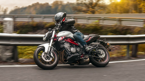 விரைவில் இந்தியாவில் அறிமுகமாகிறது புதிய பெனெல்லி 302எஸ் பைக்!