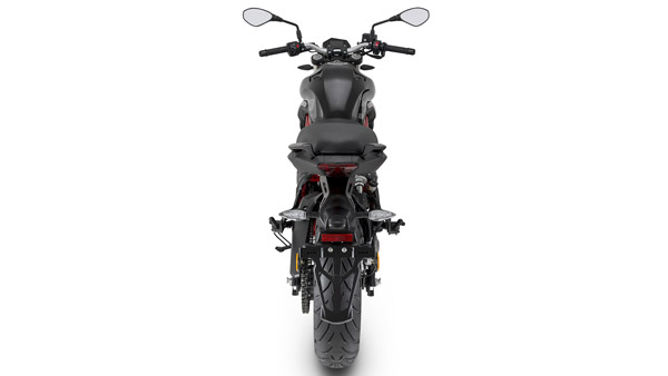 விரைவில் இந்தியாவில் அறிமுகமாகிறது புதிய பெனெல்லி 302எஸ் பைக்!