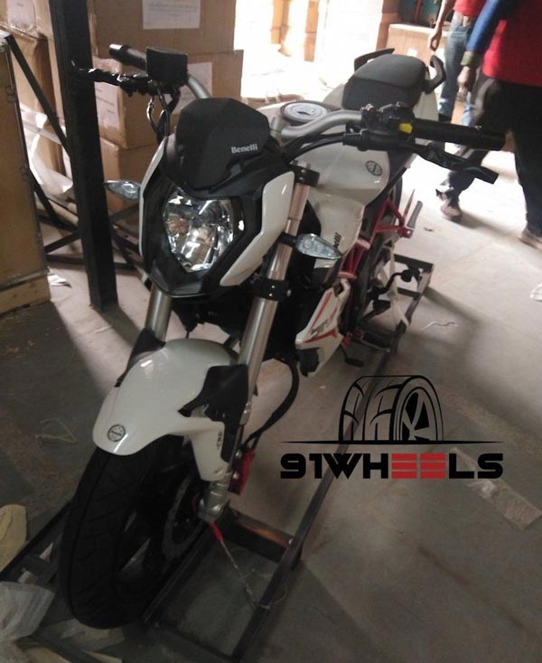 கேடிஎம் 125 ட்யூக் பைக்கிற்கு போட்டியாக வருகிறது புதிய பெனெல்லி பைக்?