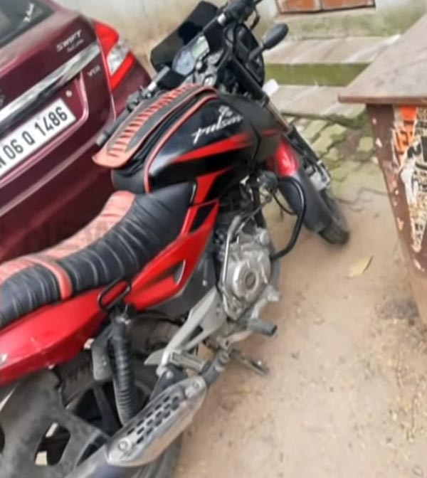 'பொல்லாதவன்' தனுஷ்போல் திருடப்பட்ட பைக்கை போலீஸ் உதவியின்றி மீட்ட இளைஞர்.. எப்படி தெரியுமா..?