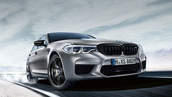 உடன் நடித்தவருக்கு ரூ. 1.84 கோடி காரை பரிசளித்த ஹீரோ... வீடு தேடி வந்த மிகப்பெரிய ஆச்சரிய பரிசு...!