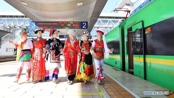 டிரைவரில்லாமல் இயங்கும் உலகின் அதிவேக புல்லட் ரயில் சீனாவில் அறிமுகம்!