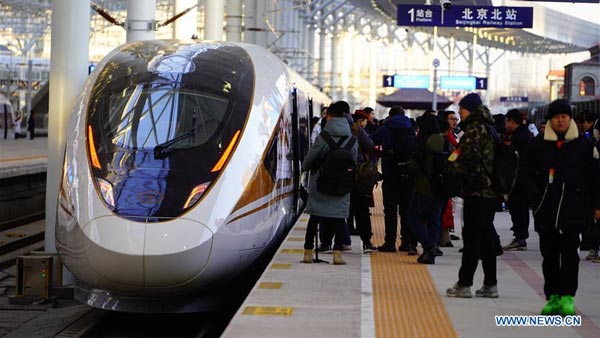 டிரைவரில்லாமல் இயங்கும் உலகின் அதிவேக புல்லட் ரயில் சீனாவில் அறிமுகம்!