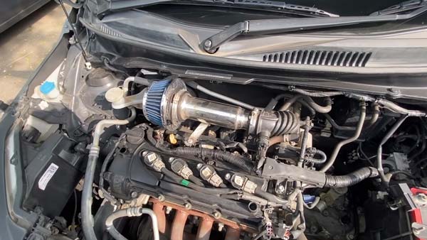 ஸ்போர்ட்ஸ் கார்போல் சீறிபாயும் மாருதி இக்னிஸ்... நம்பவே முடியலையே இந்த கார் இவ்வளவு வேகமா போகுமா...!