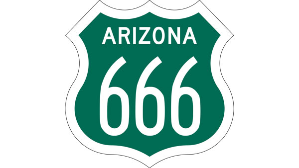 ஆவிகளின் லாரியிடம் தப்பித்தால் அமானுஷ்ய மிருகங்கள் கொல்ல வரும்... நரகத்திற்கு கூட்டி செல்லும் சாலை