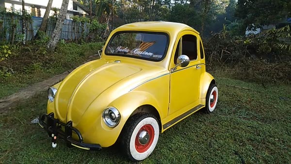 ஹோம் மேட் ஊறுகாய், வத்தல் போல வீட்டிலேயே தயாரிக்கப்பட்ட மனதை கவரும் விண்டேஜ் கார்.. கேரள இளைஞரின் அசாத்தி திறமை!