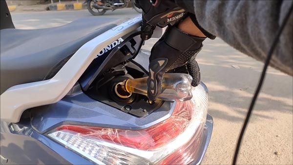 புதிய ஹோண்டா ஆக்டிவா 125 பிஎஸ்-6 ஸ்கூட்டர் எவ்வளவு மைலேஜ் வழங்கும்...? வீடியோ ஆதாரம்..!