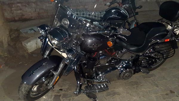 பல லட்சம் மதிப்புள்ள பைக்குகளை தேடிபிடித்து கைப்பற்றிய போலீஸார்... அட இதுதாதன் காரணமா...?