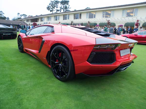 உலகமே பொறாமைப்படுது... துபாய் மக்களின் பகட்டான வாழ்க்கைக்கு பின்னால் இருக்கும் ரகசியம் இதுதான்...