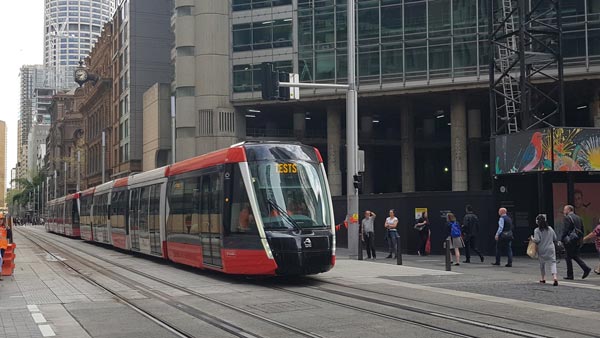 நம்புங்க... இனி நம்ம சென்னை 'சாலைகளில்' ரயில் ஓடும்... எப்படியோ சிட்னி, சிங்கப்பூர் மாதிரி ஆனா சரி