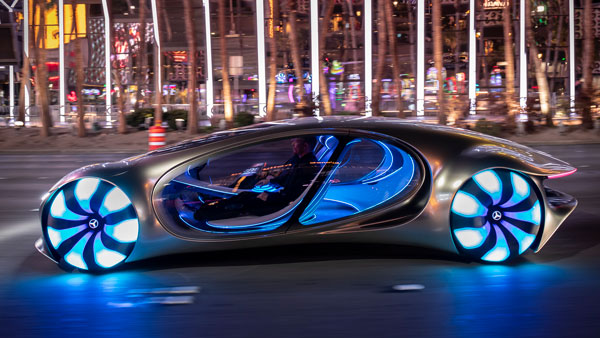 அவதார் ஜேம்ஸ் கேமரூன் வடிவமைப்பில் உருவாகும் தானியங்கி கார்... பென்ஸின் அட்டகாசமான மின்சார கார்..!