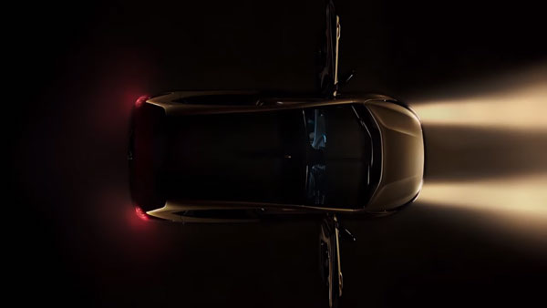 அறிமுகத்திற்கு முன்பே மக்கள் மனதை கவர்ந்த டாடா அல்ட்ராஸ்... திரைப்பட டீசர்களை தெறிக்கவிடும் வீடியோ..!