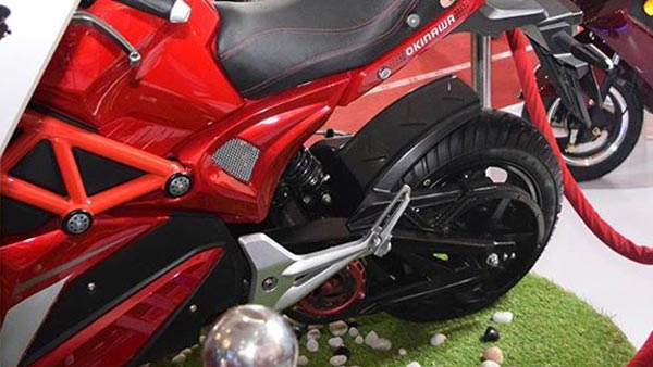 ஒரே சார்ஜில் 150 கிமீ பயணிக்கலாம்... விரைவில் உதயமாகிறதா மலிவு விலை ஒகி100 மின்சார பைக்..? சிறப்பு தகவல்! ஒரே சார்ஜில் 150 கிமீ பயணிக்கலாம்... விரைவில் உதயமாகிறதா மலிவு விலை ஒகி100 மின்சார பைக்..? சிறப்பு தகவல்!