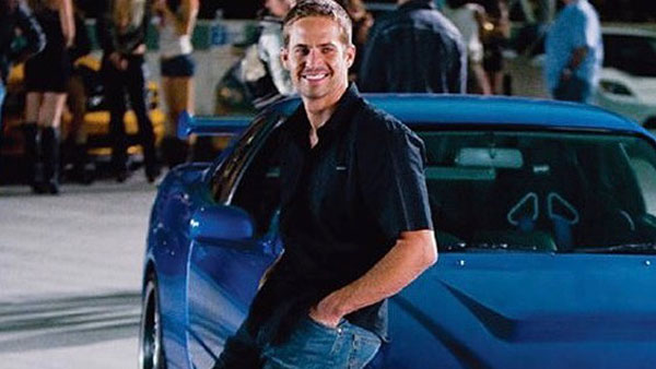 பிரபல நடிகரின் கார், பைக்குகள் 16.40 கோடி ரூபாய்க்கு ஏலம்... பணத்தை என்ன பண்ண போறாங்கனு தெரியுமா?