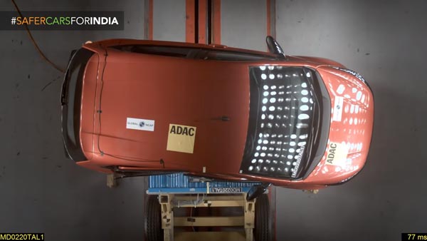 க்ராஷ் டெஸ்ட்டில் 5 ஸ்டார் ரேட்டிங்கை பெற்று அசத்திய டாடா அல்ட்ராஸ் கார்!