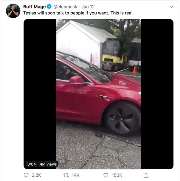 பாதசாரிகளை எச்சரிக்கும் டெஸ்லா... டுவிட்டரில் வீடியோ பகிர்ந்த சிஇஓ எலன் மஸ்க்...!