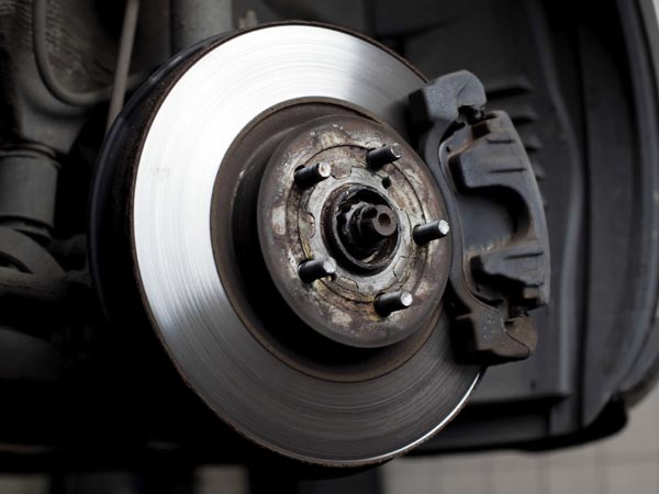 நீங்கள் இந்த விஷயங்களை எல்லாம் தெரிந்து கொள்வதை மெக்கானிக்குகள் விரும்ப மாட்டார்கள்... ஏன் தெரியுமா?