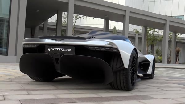 இந்த காரைதான் ஜேம்ஸ்பாண்ட் அடுத்த படத்தில் ஓட்ட இருக்கிறாரா..? ஆவலை தூண்டும் சிறப்பு தகவல் கசிந்தது..!