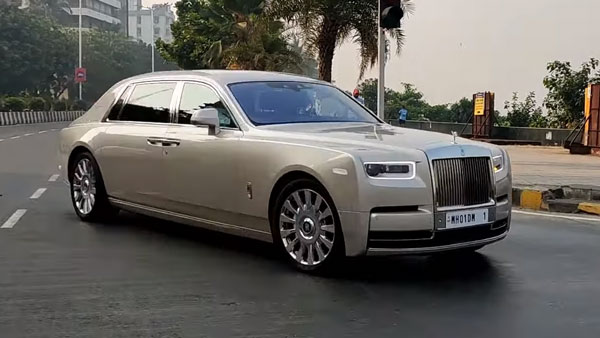 ஒவ்வொன்றும் பல கோடி ரூபாய் மதிப்பிலானவை... அம்பானி குடும்பத்தினர் களமிறக்கிய புது முக கார்கள்... டெஸ்லா முதல் ஜே வேகன் வரை...