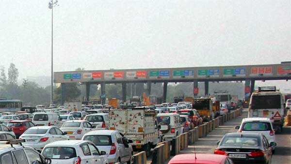 ஹைபிரிட் லேனுக்குள் தவறாக நுழைந்த வாகனங்கள்.. ரூ. 20 கோடி அபராதமாக வசூல்.. கதறும் வாகன ஓட்டிகள்..! ஹைபிரிட் லேனுக்குள் தவறாக நுழைந்த வாகனங்கள்.. ரூ. 20 கோடி அபராதமாக வசூல்.. கதறும் வாகன ஓட்டிகள்..!