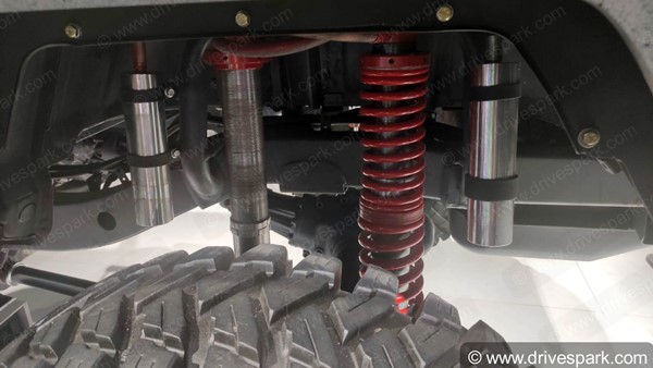 மிகவும் முரட்டுத்தனமான டிசைனில் குர்கா பிஎஸ்6 மாடலை ஆட்டோ எக்ஸ்போவில் அறிமுகப்படுத்தியுள்ள ஃபோர்ஸ்..!