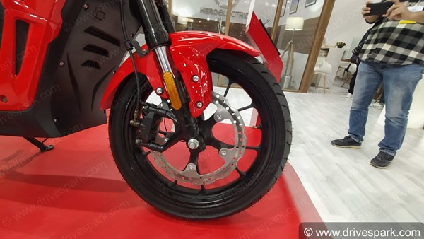 ஆட்டோ எக்ஸ்போவில் முழு தரிசனம் வழங்கிய ஹீரோ எலெக்ட்ரிக் பைக்.. இதுதான் இந்நிறுவனத்தின் முதல் மின்சார பைக்... ஆட்டோ எக்ஸ்போவில் முழு தரிசனம் வழங்கிய ஹீரோ எலெக்ட்ரிக் பைக்.. இதுதான் இந்நிறுவனத்தின் முதல் மின்சார பைக்...