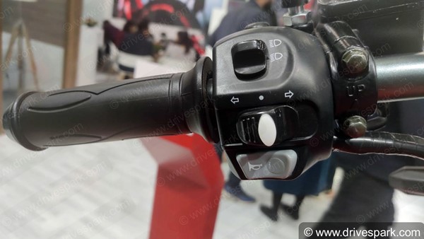 ஆட்டோ எக்ஸ்போவில் முழு தரிசனம் வழங்கிய ஹீரோ எலெக்ட்ரிக் பைக்.. இதுதான் இந்நிறுவனத்தின் முதல் மின்சார பைக்... ஆட்டோ எக்ஸ்போவில் முழு தரிசனம் வழங்கிய ஹீரோ எலெக்ட்ரிக் பைக்.. இதுதான் இந்நிறுவனத்தின் முதல் மின்சார பைக்...