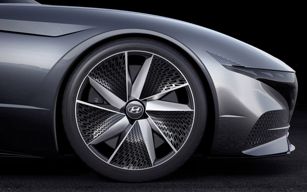 ஹூண்டாய் லீ ஃபில் ரோக் கான்செப்ட் கார் இந்தியாவில் காட்சிப்படுத்தப்படுகிறது